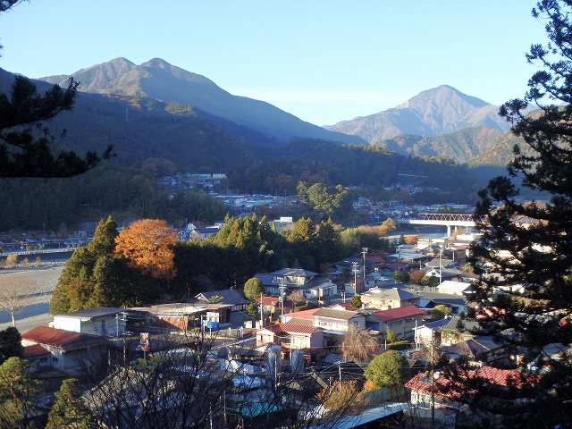 小長井からの沢口山と朝日岳
